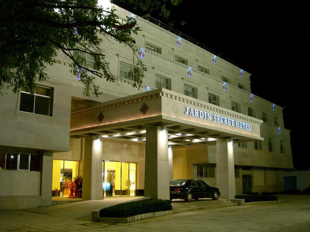 Jardin Secret Hotel Lhasa Exterior foto